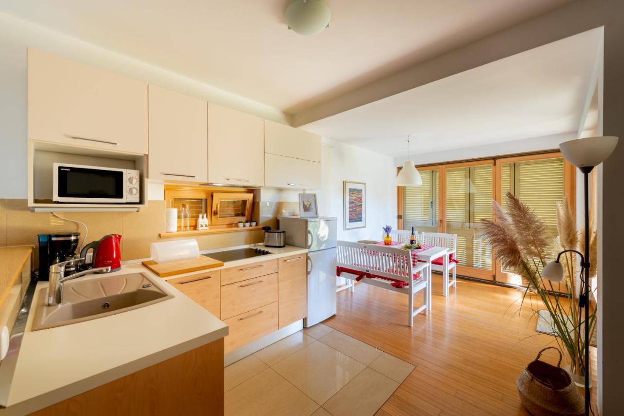 Casa Bamboo Apartment Banjole Exterior photo
