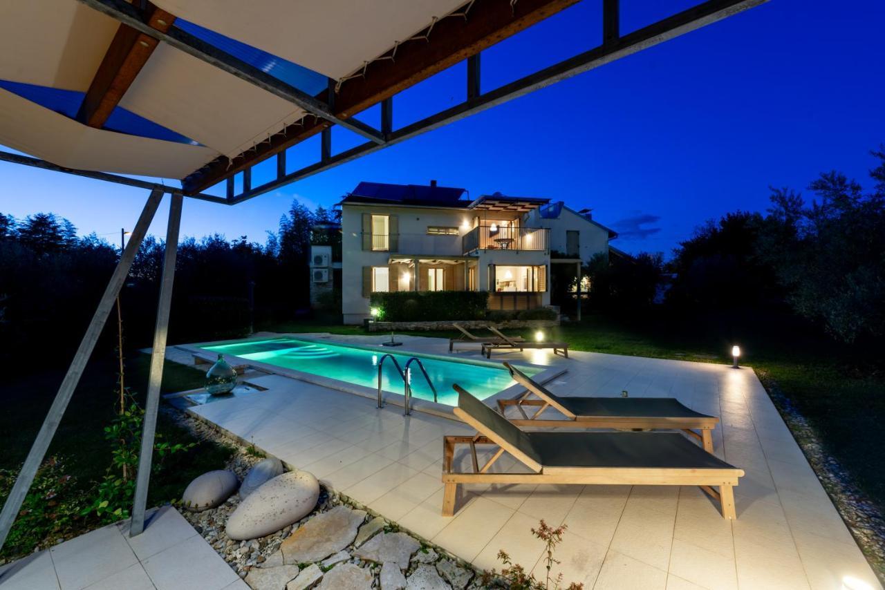 Casa Bamboo Apartment Banjole Exterior photo