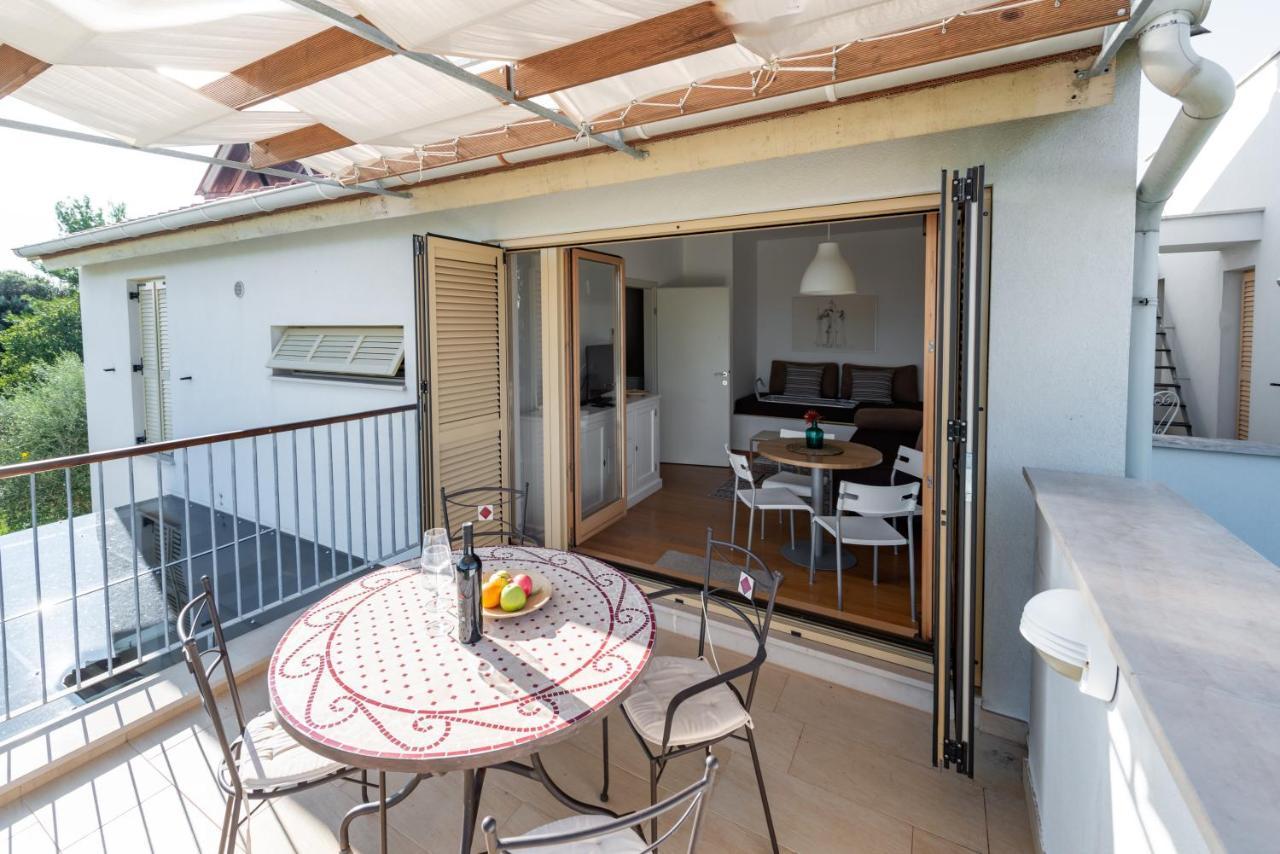 Casa Bamboo Apartment Banjole Exterior photo
